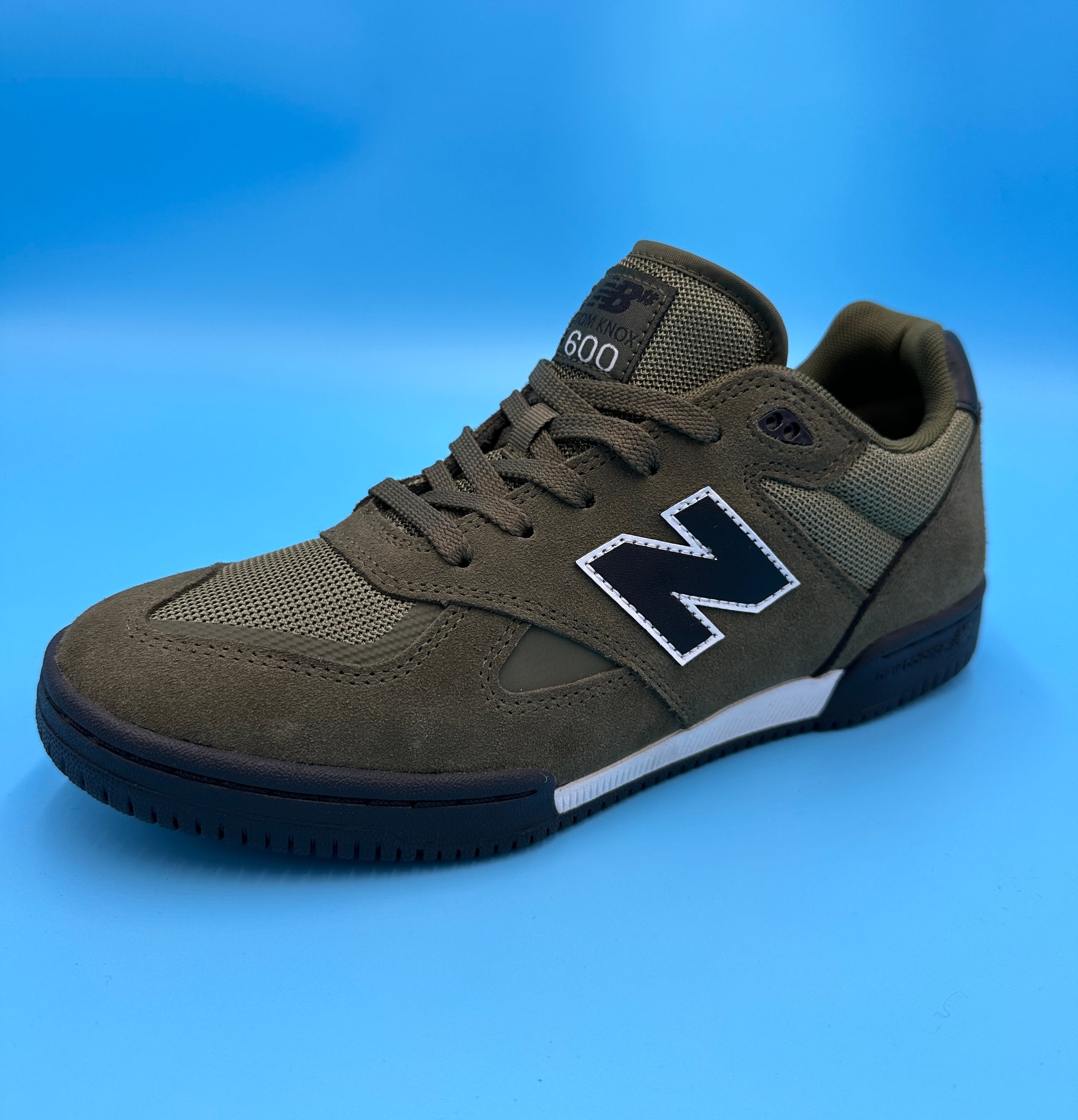 NEW BALANCE TOM KNOX NM 600 BNG (OLIVE/BLACK) | McGills
